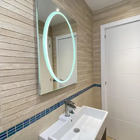 Fuer 3 Personen Ca 45 Qm In Nerja, Andalusien Costa Del Sol * نيرخا